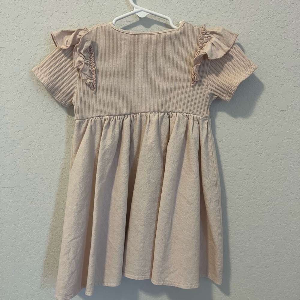 ZARA / 2-3T / Ruffle Short Sleeve Blush Pink Dress / Like New